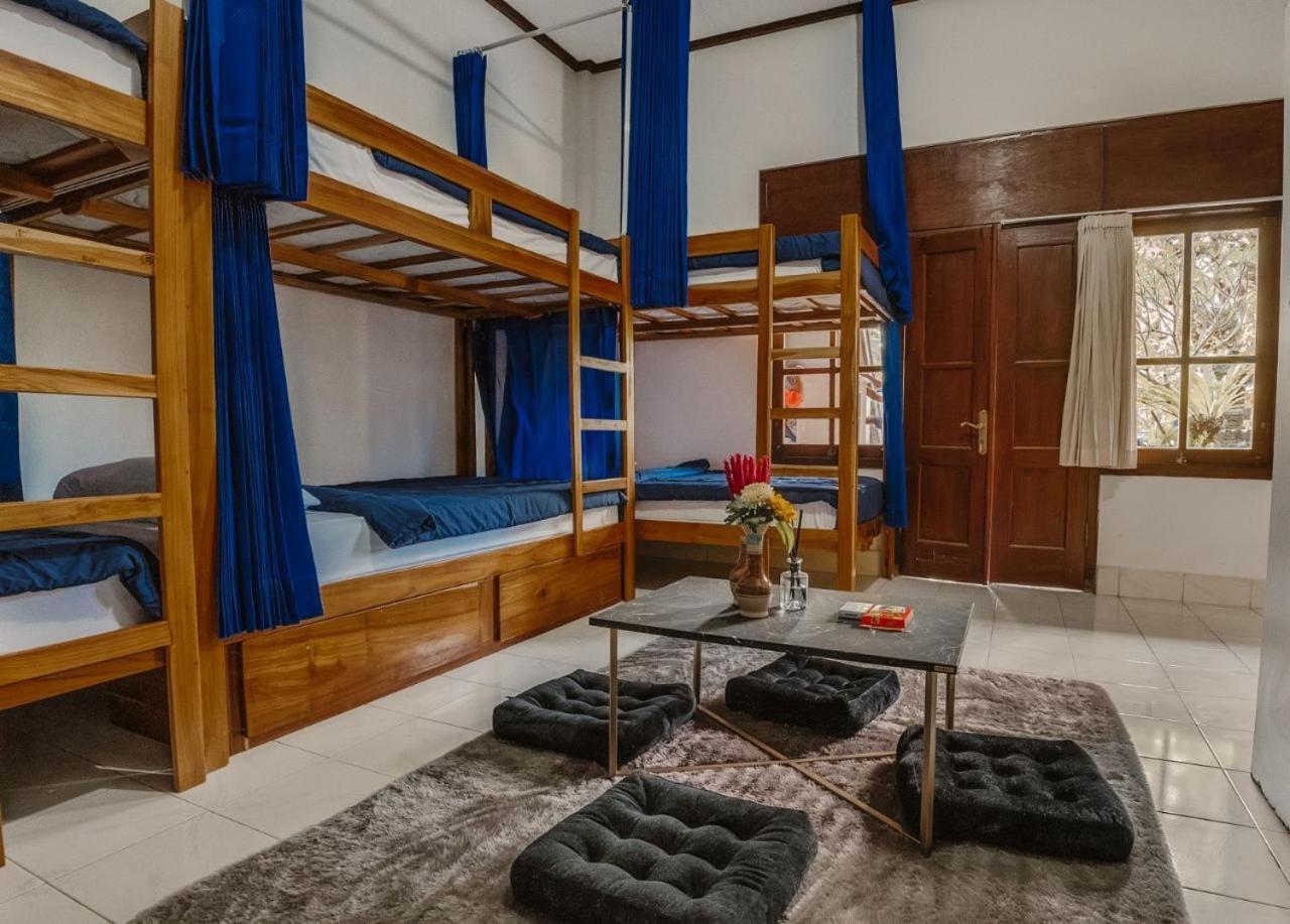 Ubud Backpacker Hostel エクステリア 写真
